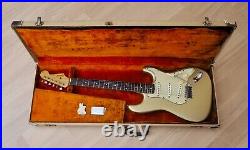 1963 Fender Stratocaster Vintage Pre-CBS Electric Guitar Shoreline Gold with Case