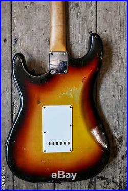 1965 Fender Stratocaster Sunburst Comes With Hard Shell Case