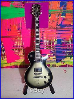 1980 Gibson Silverburst by Les Paul, signed by Les Paul