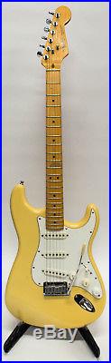 1988 Fender American Standard Stratocaster in Vintage White Electric Guitar