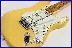 1988 Fender American Standard Stratocaster in Vintage White Electric Guitar