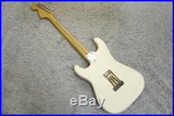 1990's Fender Japan'72 reissue Stratocaster ST72-55 Vintage white Made in Japan