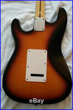 1999/2000 Fender Standard MIM Stratocaster Brown Sunburst