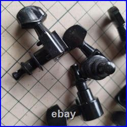 1 Yamaha Electric Guitar 6 Pegs Black 1 Yamaha Electric Guitar 6 Pegs Black