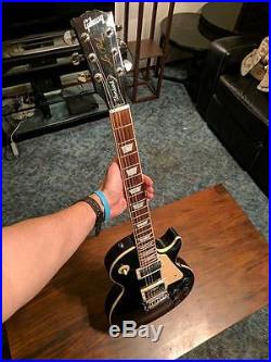 2000 Gibson Les Paul Standard Electric Guitar Black