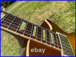 2001 Gibson Les Paul Classic Plus 1960 60 Honeyburst with Custom Shop Case