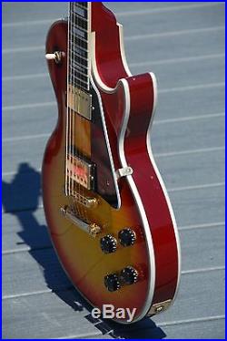 2001 Gibson Les Paul Custom Shop Custom with OHSC, COA