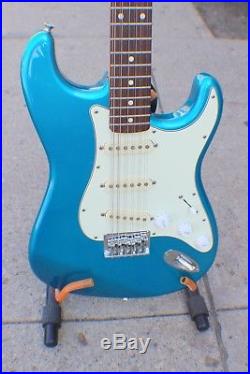2004 Fender Stratocaster XII Electric 12-String Guitar Lake Placid Blue in Case