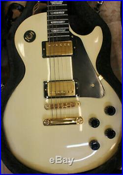 2004 Gibson Les Paul Studio Rare Alpine White With Gold Hardware & Original Case