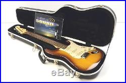 2006 Fender American Deluxe Stratocaster Electric Guitar Sunburst with Case