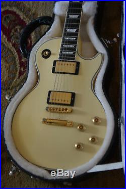 2007 Gibson Les Paul Classic Custom Antique White 6 String