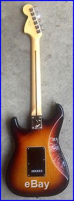 2010 Fender American Special Stratocaster USA 3 Tone Sunburst HSS