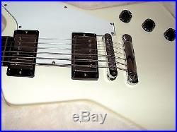 2010 White Gibson Explorer Electric Guitar With OHSC