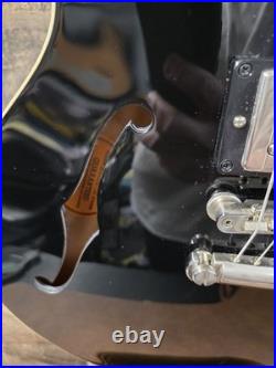 2022 Gibson ES-335 Dot Ebony Finish With Ohsc 8 Lb