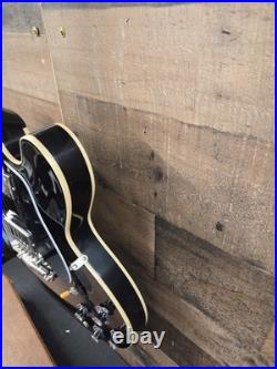 2022 Gibson ES-335 Dot Ebony Finish With Ohsc 8 Lb