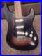 40th_Anniversary_Squire_Stratocaster_Blackburst_Vintage_01_xpw