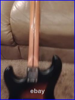 40th Anniversary Squire Stratocaster Blackburst Vintage