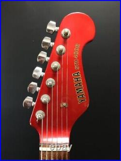80's Vintage YAMAHA STH400R Red 1984 Rosewood Electric Guitar 80's Vintage YAMAHA STH400R Red 1984 Rosewood Electric Guitar