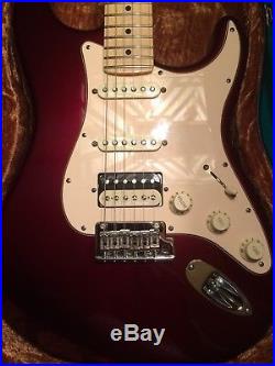 American USA Fender Stratocaster With Hard Case