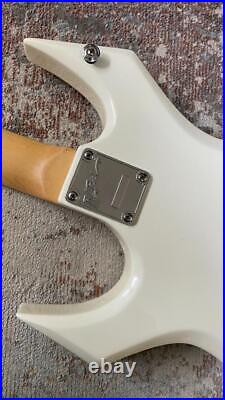 B. C. Rich Electric Guitar Warlock White 6 String 24 Frets Used Product USED B. C. Rich Electric Guitar Warlock White 6 String 24 Frets Used Product USED