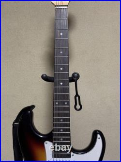 Busker ST-Style Electric Guitar Sunburst 3 Pickup 21F with Stand Busker ST-Style Electric Guitar Sunburst 3 Pickup 21F with Stand