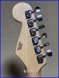 Busker ST-Style Electric Guitar Sunburst 3 Pickup 21F with Stand Busker ST-Style Electric Guitar Sunburst 3 Pickup 21F with Stand