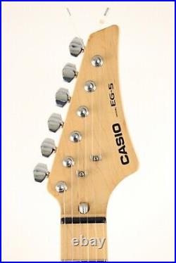 Casio EG-5 White Electric Guitar Used