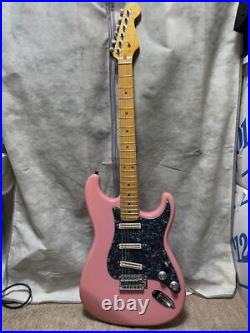 Component Strat Pink 22F 3S Electric Guitar