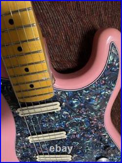 Component Strat Pink 22F 3S Electric Guitar