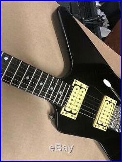 Cort 159-14912 Black Effector 80s Electric Guitar Explorer Style onboard Effects
