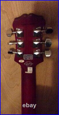 Epiphone special model faded red guitar used very little and in exellent conditi