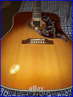 Excellent Gibson STANDARD Hummingbird Acoustic/Electric Guitar WithHSC
