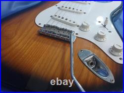 FENDER JAPAN EXTRAD ST54-140 Used Ash body Maple neck Maple fingerboard Sunburst