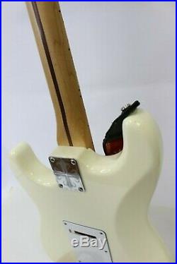 FENDER MIM Mexican Standard Stratocaster Guitar Vintage White
