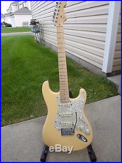 Fender American Deluxe Stratocaster Electric Guitar