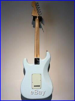 Fender American Special Stratocaster Electric Guitar Sonic Blue Body, Rosewood