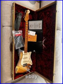 Fender Custom Shop 1957 Stratocaster Relic Two Tone Sunburst