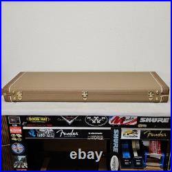 Fender / G&G Brown Hardshell Case for Jazzmaster / Jaguar USA Guitar