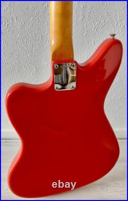 Fender Jaguar Electric Guitar Fiesta Red USA 2001 Fender Jaguar Electric Guitar Fiesta Red USA 2001