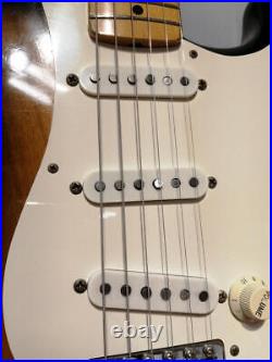 Fender Japan St57-90 Electric Guitar