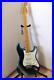 Fender_Japan_Traditional_50s_Stratocaster_with_Competetion_Stripe_with_Hard_case_01_eobu