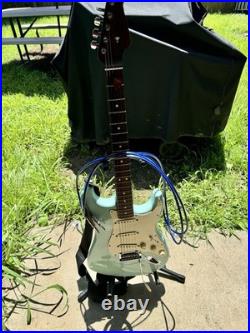 Fender Limited American ProfessionalStratocaster- Daphne Blue