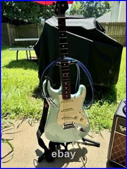 Fender Limited American ProfessionalStratocaster- Daphne Blue