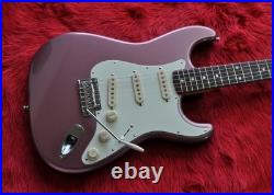 Fender Made in Japan Hybrid Stratocaster Burgundy Mist Metallic