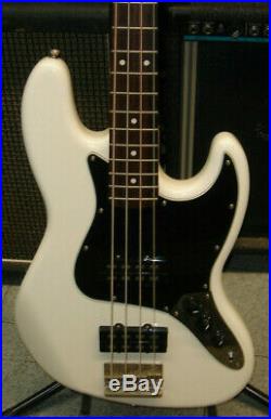 Fender Modern Player Jazz Electric Bass Guitar Olympic White