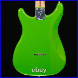 Fender Player Lead II, Maple Fb, Neon Green 6lbs 10.2oz