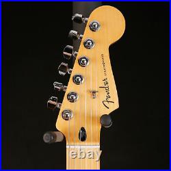Fender Player Plus Stratocaster HSS, Maple Fingerboard, 3-Color Sunburst 854