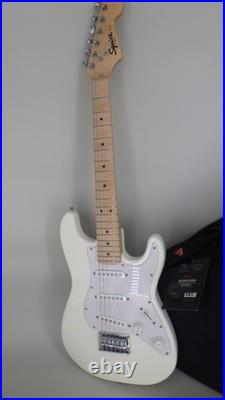 Fender Squier Mini Stratocaster (tdw040615) Fender Squier Mini Stratocaster (tdw040615)