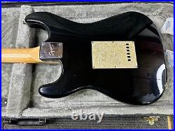 Fender Squier Stratocaster China Black 2007-2012 + Hard Case LOCAL PICK UP