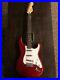 Fender_Stratocaster_Perfect_Condition_Red_Shade_Lipstick_Pickups_01_zqvn